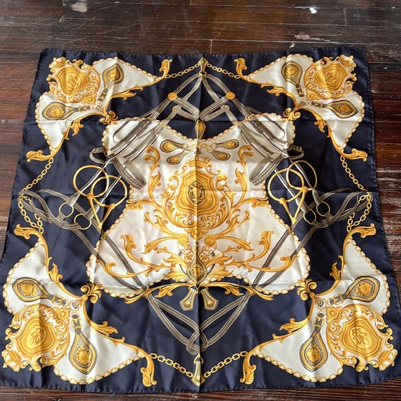 HERMES Scarf Wrap Headwrap Accessory - Picture 5 of 6